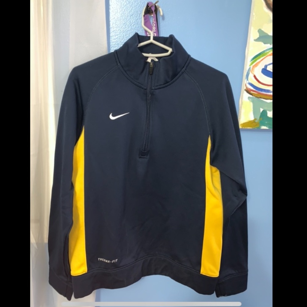 THERMAFIT Nike Quarter Zip Size Small